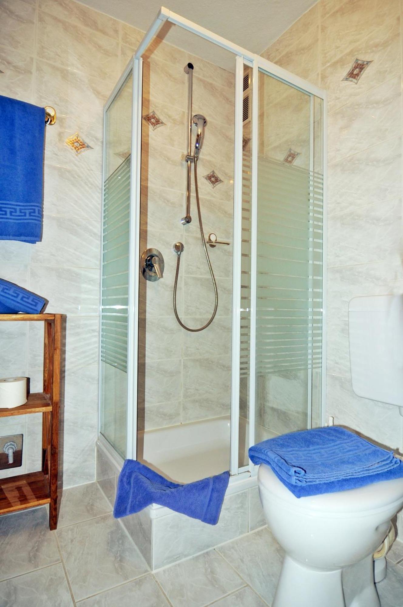 Hotel Garni Demmel Bruckmühl エクステリア 写真